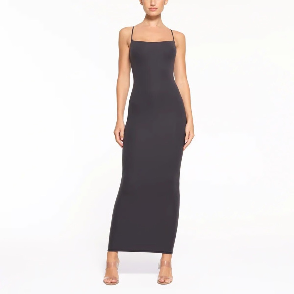 SKIMS FITS EVERYBODY LONG SLIP DRESS